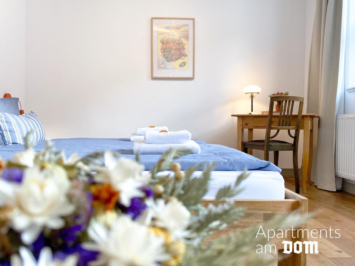 Apartments Am Dom Наумбург Екстериор снимка