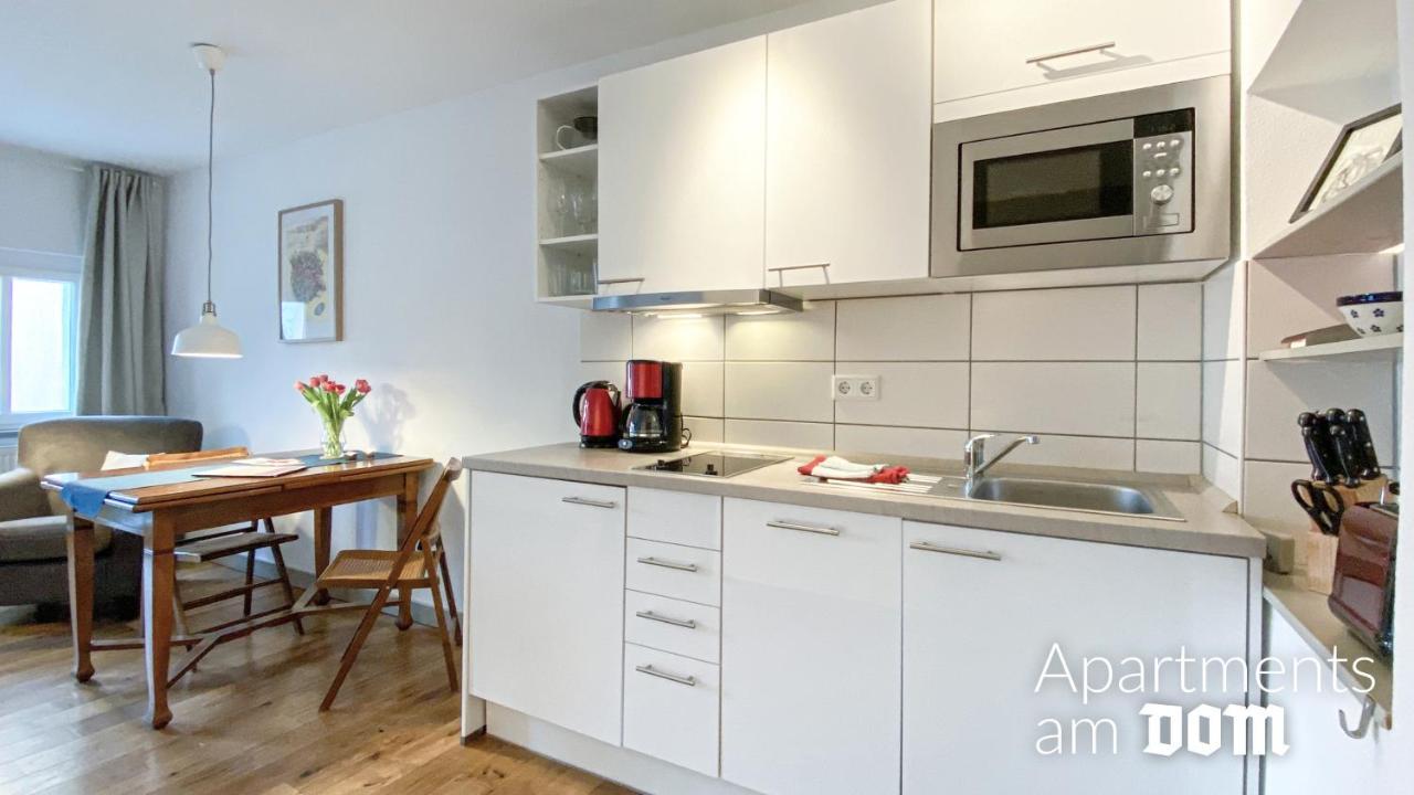 Apartments Am Dom Наумбург Екстериор снимка