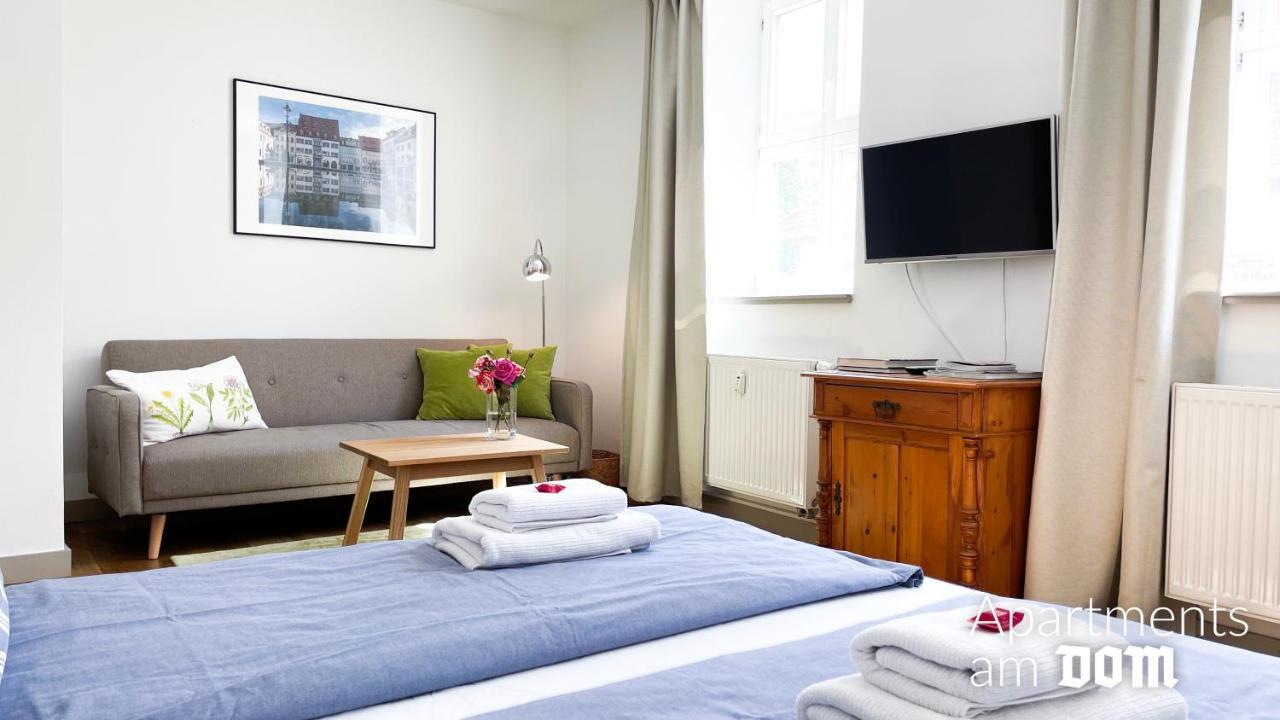 Apartments Am Dom Наумбург Екстериор снимка