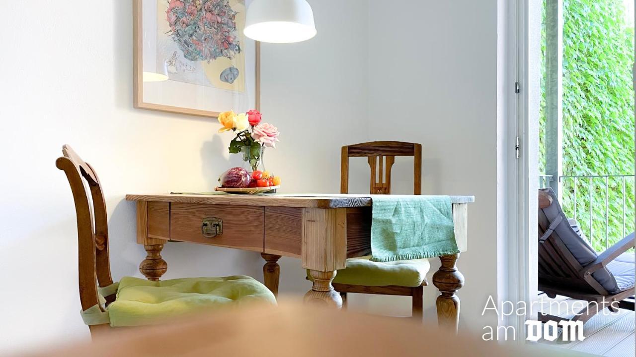 Apartments Am Dom Наумбург Екстериор снимка