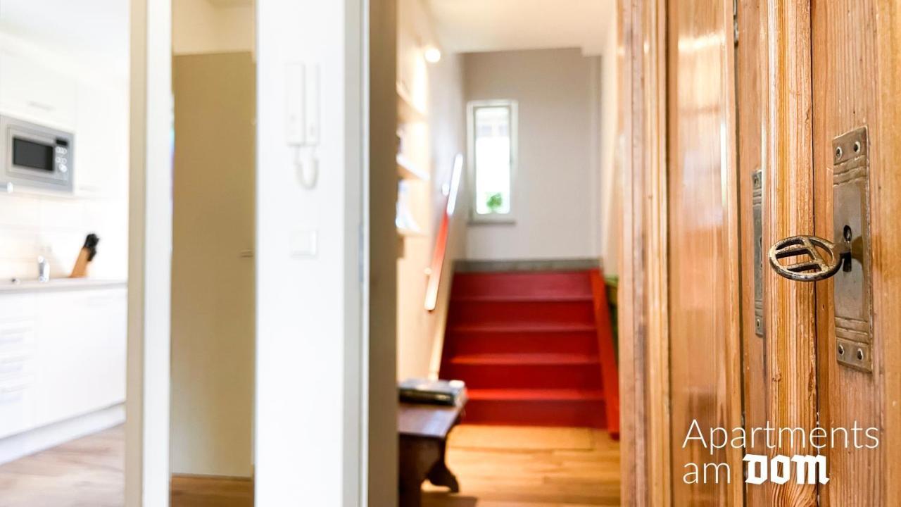 Apartments Am Dom Наумбург Екстериор снимка
