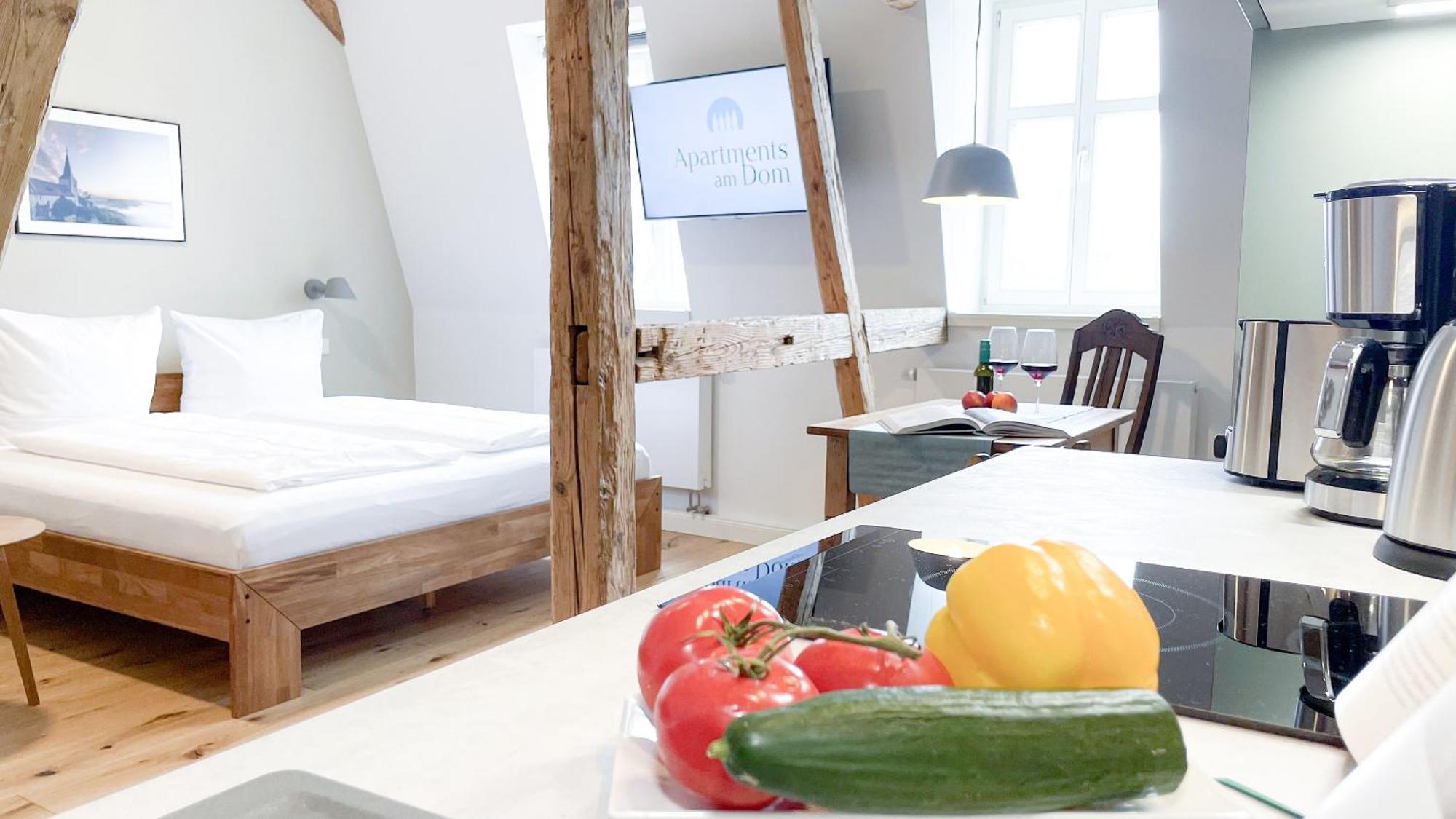 Apartments Am Dom Наумбург Екстериор снимка