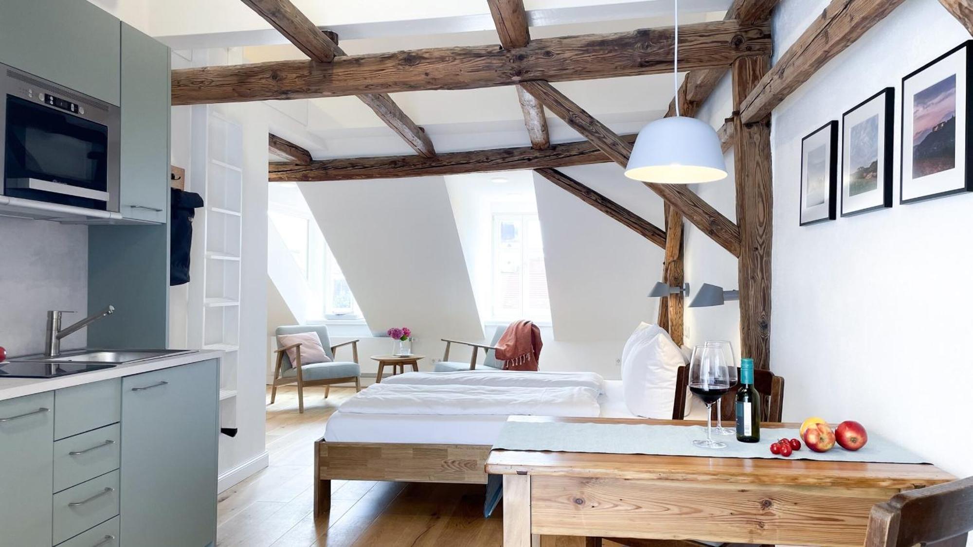 Apartments Am Dom Наумбург Екстериор снимка
