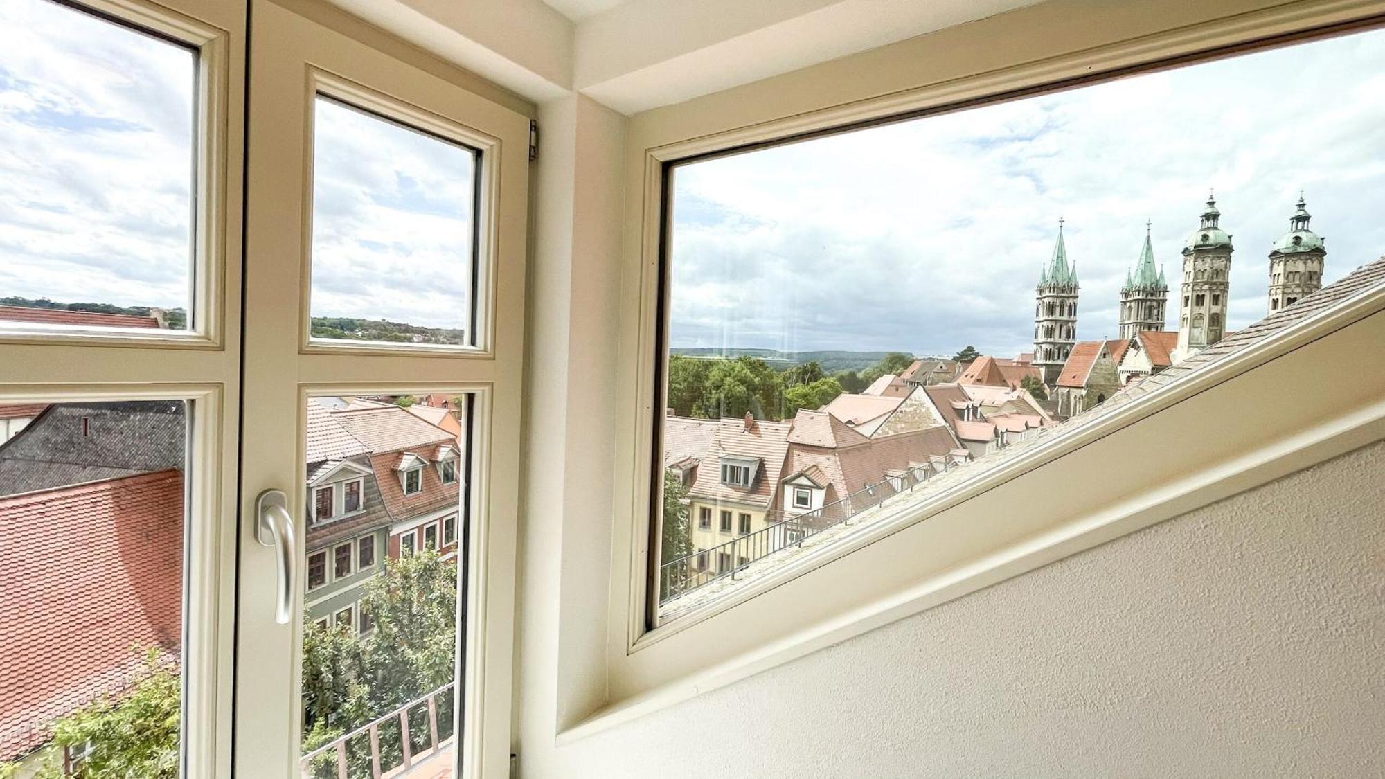 Apartments Am Dom Наумбург Екстериор снимка