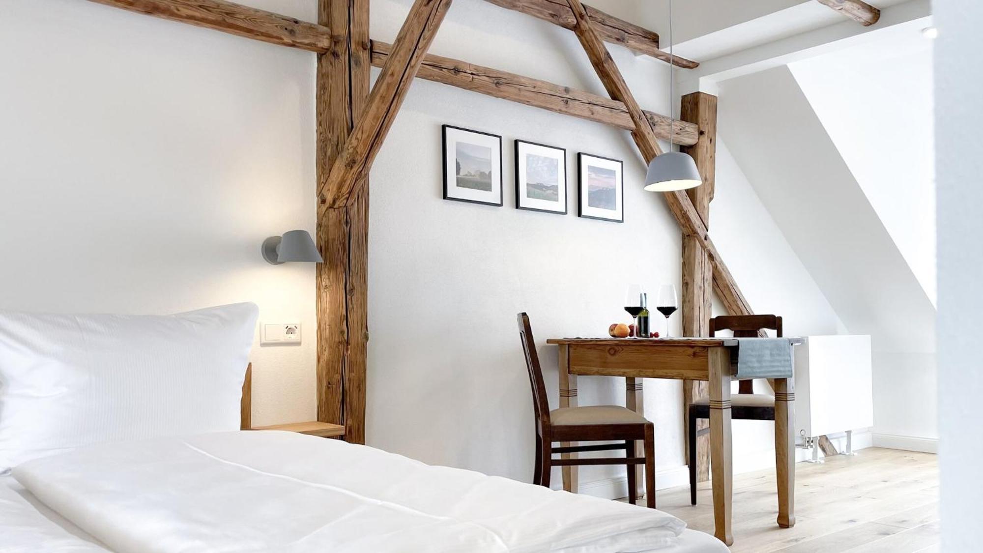 Apartments Am Dom Наумбург Екстериор снимка