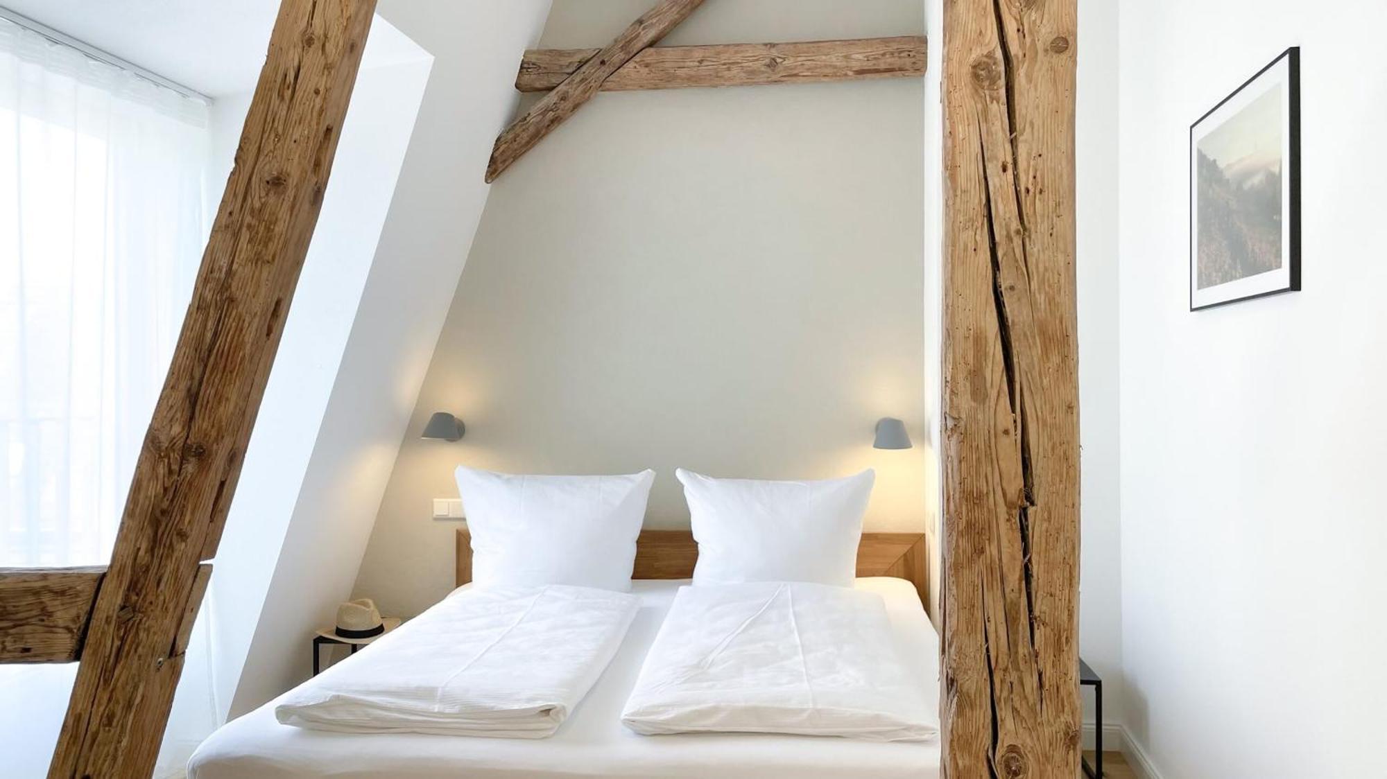 Apartments Am Dom Наумбург Екстериор снимка