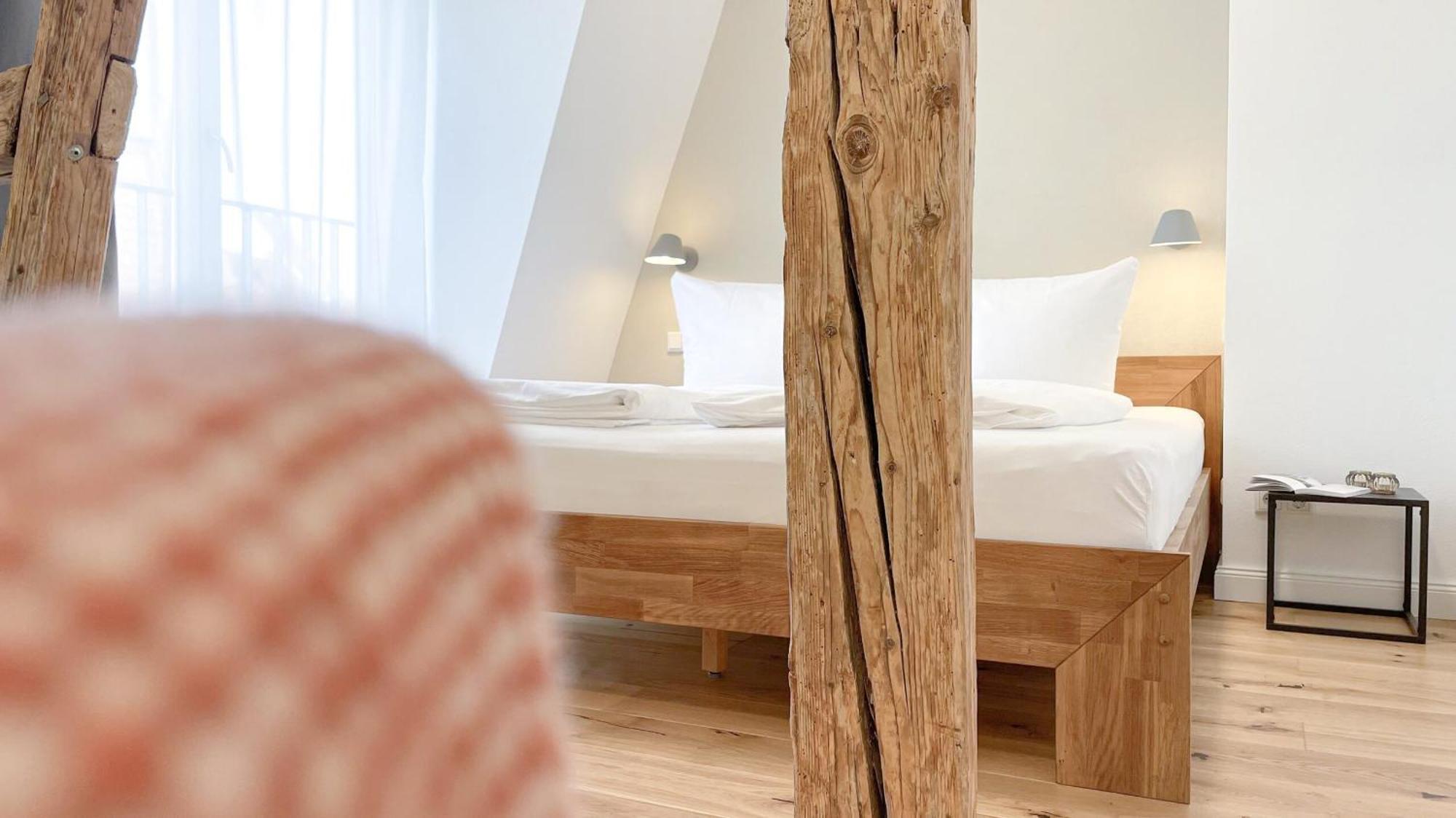 Apartments Am Dom Наумбург Екстериор снимка
